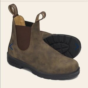 Women’s size 8 Australian Blundstone Chelsea boot